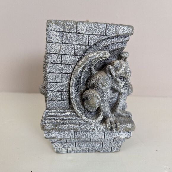 Rare Gothic Gargoyle Candle – Medieval Cathedral Style – Fantasy Decor – Unused - Picture 3 of 11